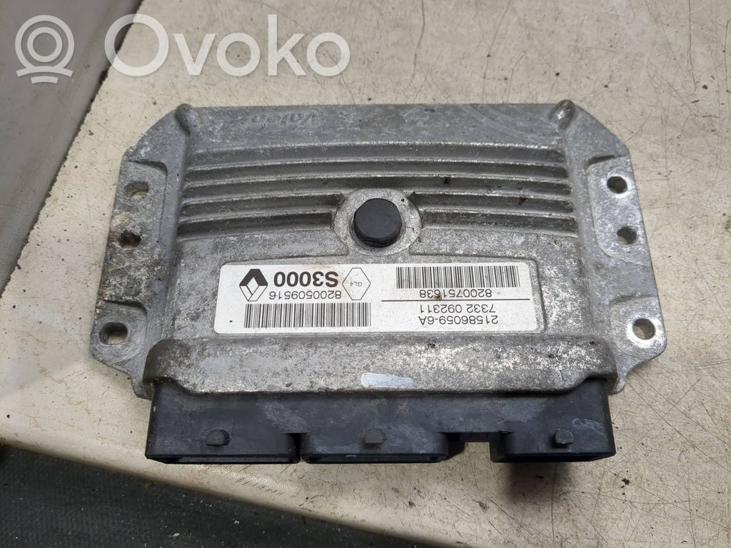 Renault Megane II Engine control unit/module 