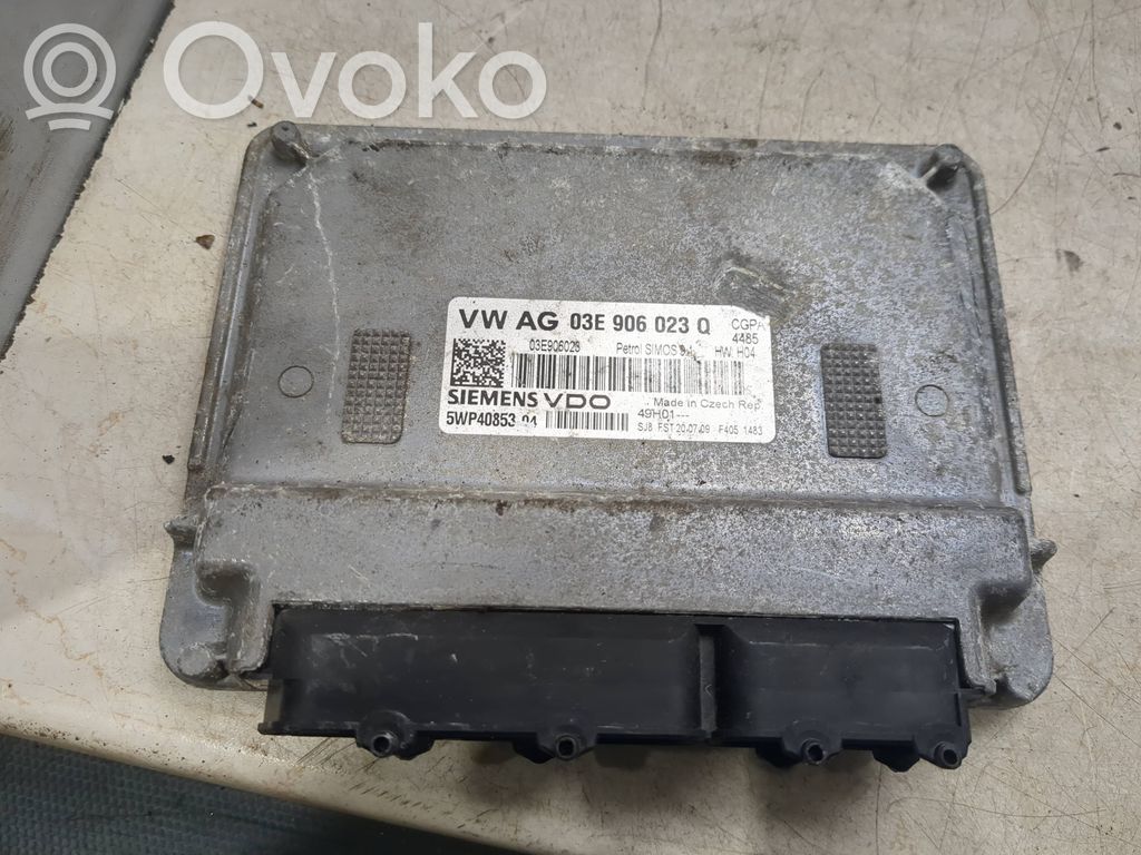Skoda Fabia Mk2 (5J) Engine control unit/module 