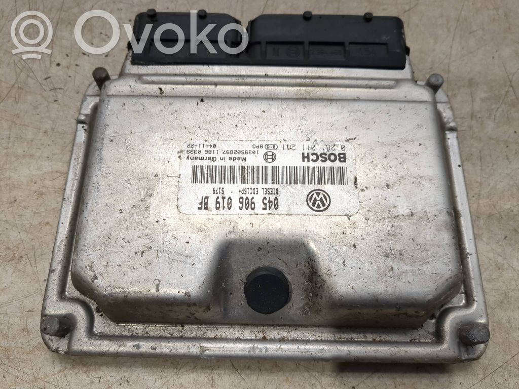 Volkswagen Polo IV 9N3 Sterownik / Moduł ECU 
