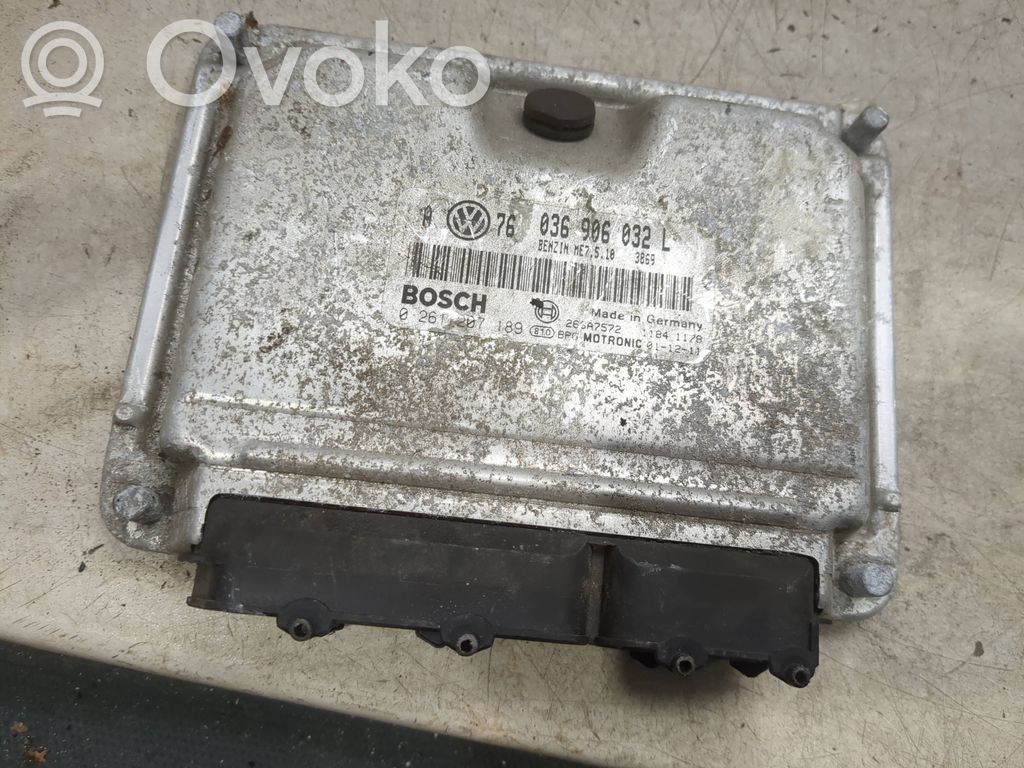 Volkswagen Golf V Engine control unit/module 