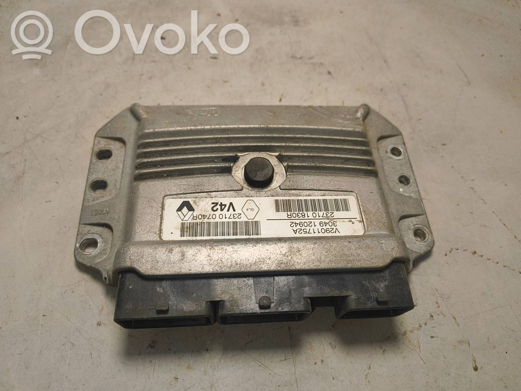 Dacia Duster Engine control unit/module 
