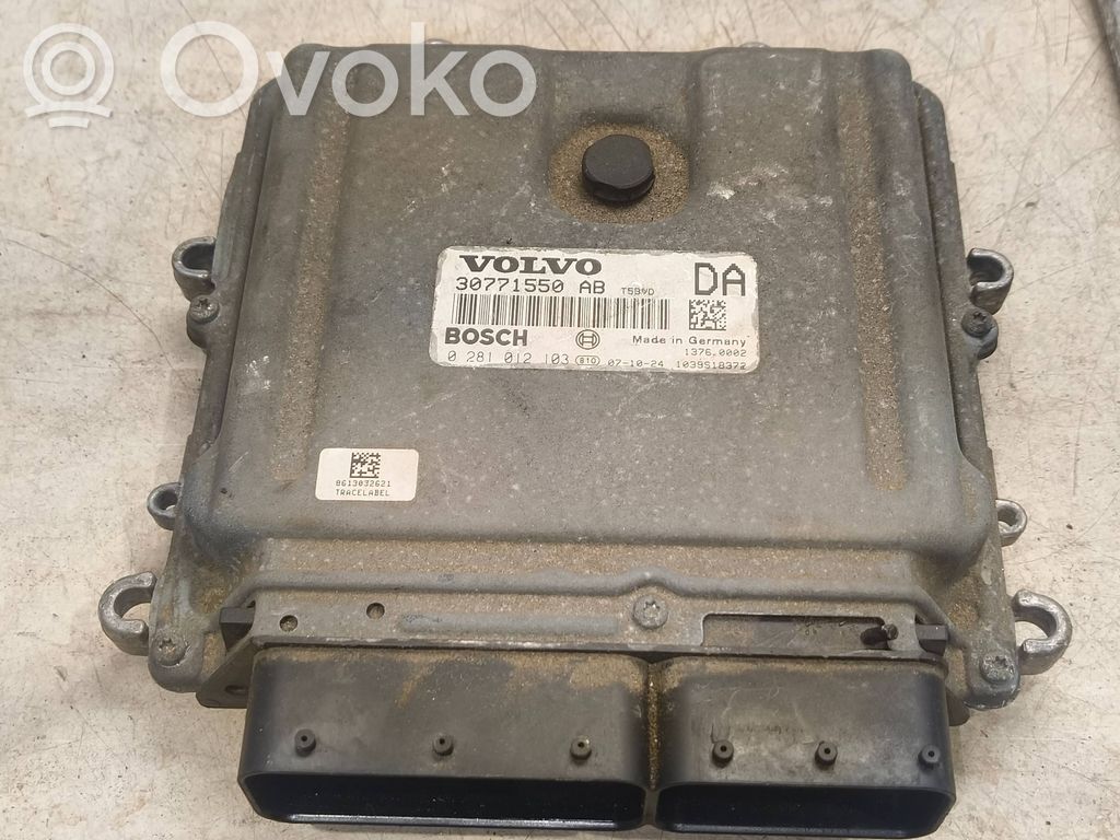 Volvo XC90 Engine control unit/module 