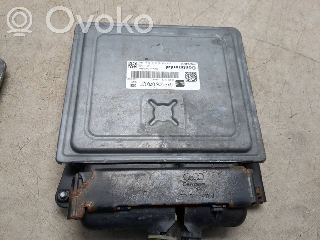 Seat Leon (1P) Engine control unit/module 