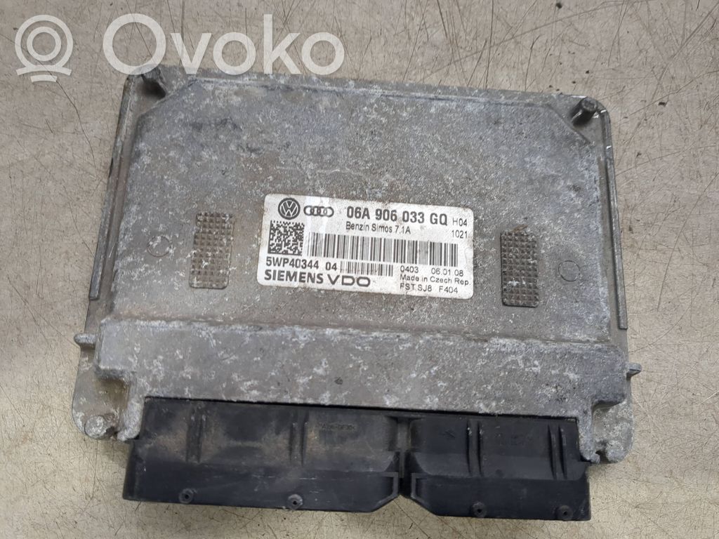 Audi A3 S3 A3 Sportback 8P Engine control unit/module 