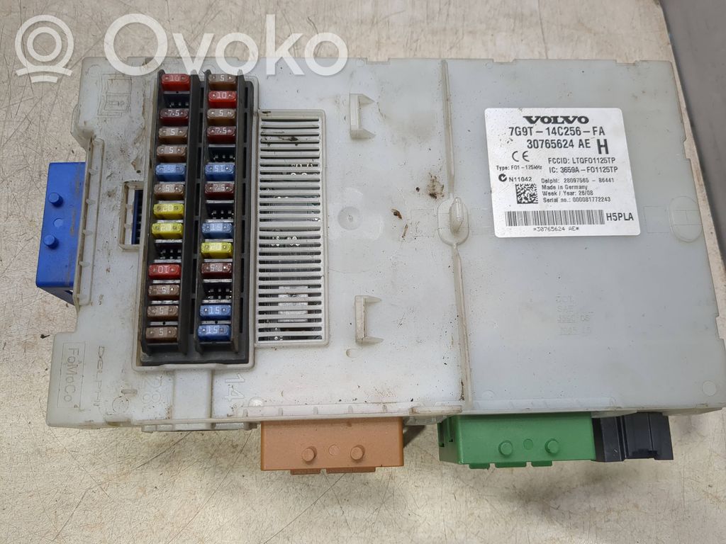 Volvo XC60 Fuse module 