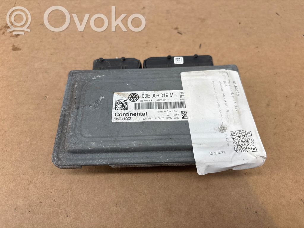 Volkswagen Polo V 6R Engine control unit/module 
