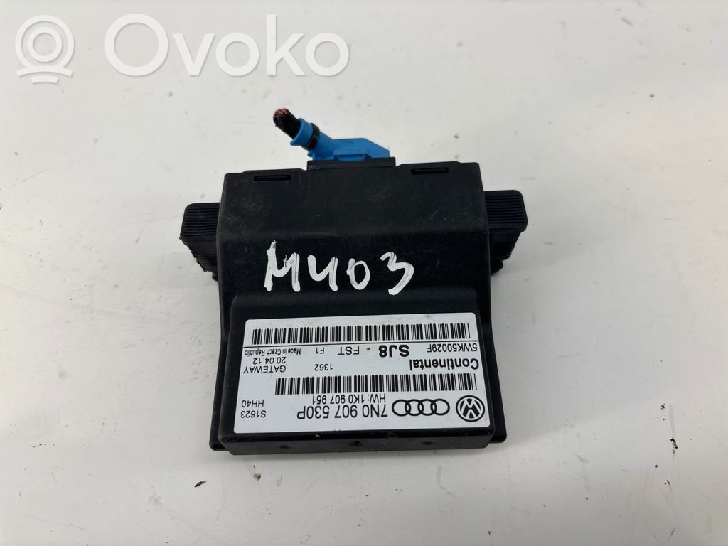 Volkswagen PASSAT B7 Módulo de control Gateway 