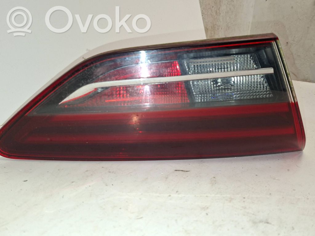 Opel Insignia B Takaluukun takavalot 