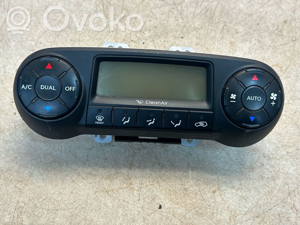 Hyundai ix35 Panel klimatyzacji 