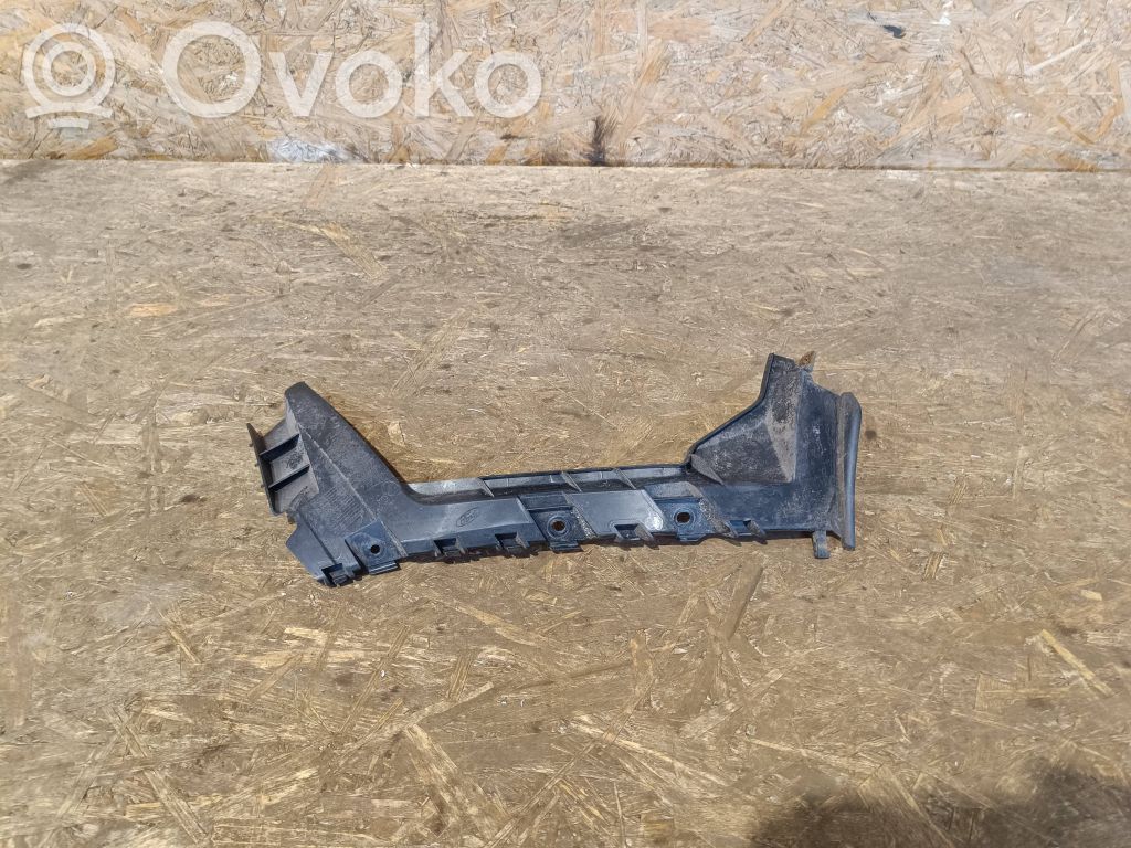 Ford Fiesta Takapuskurin kannake 