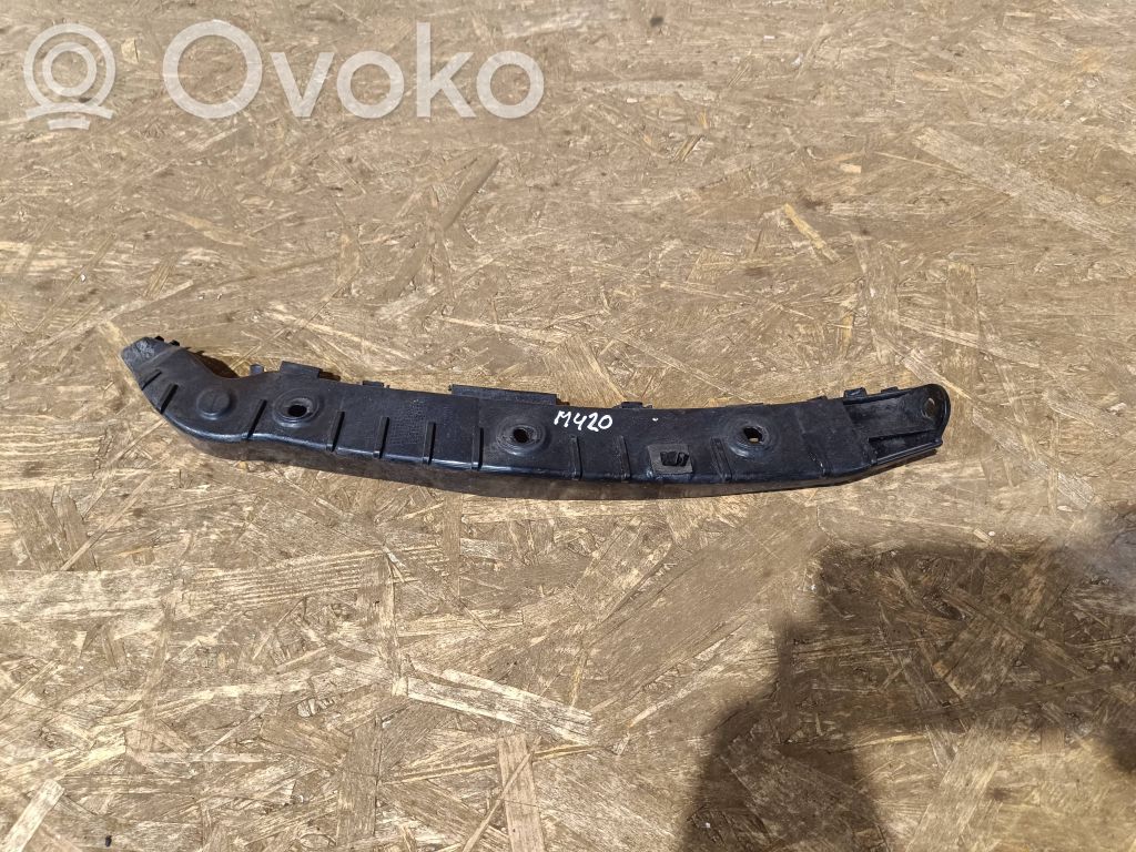 SsangYong Korando Soporte de montaje del parachoques trasero 