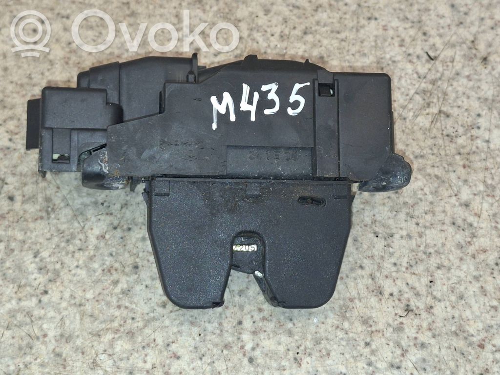 Peugeot 308 Tailgate lock latch 