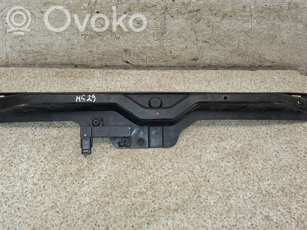 Ford Fiesta Takapuskurin kannake 