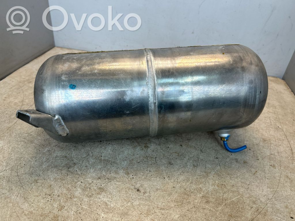 Zbiornik powietrza tylnego zawieszenia pneumatycznego   7L8616202A,15158000252,A023710
