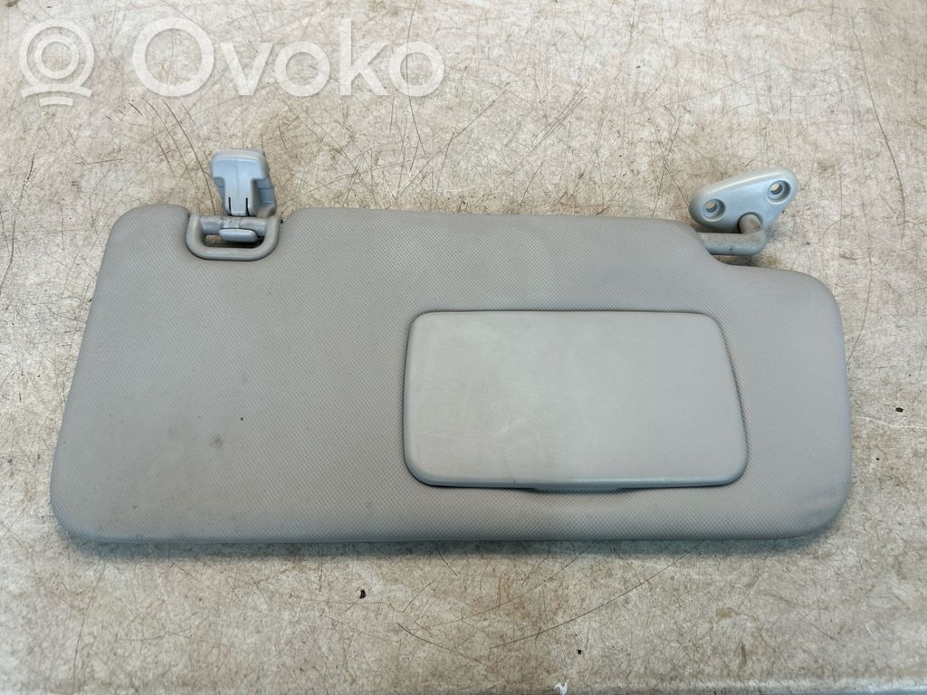 Sun visor