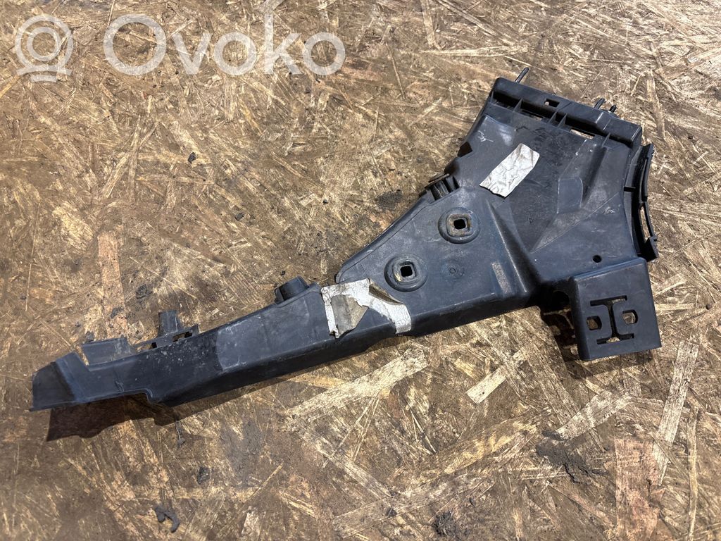 Audi Q7 4L Front bumper mounting bracket 