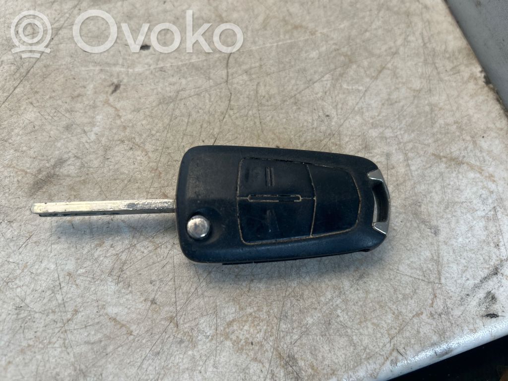 Opel Astra H Klucz / Karta zapłonu 