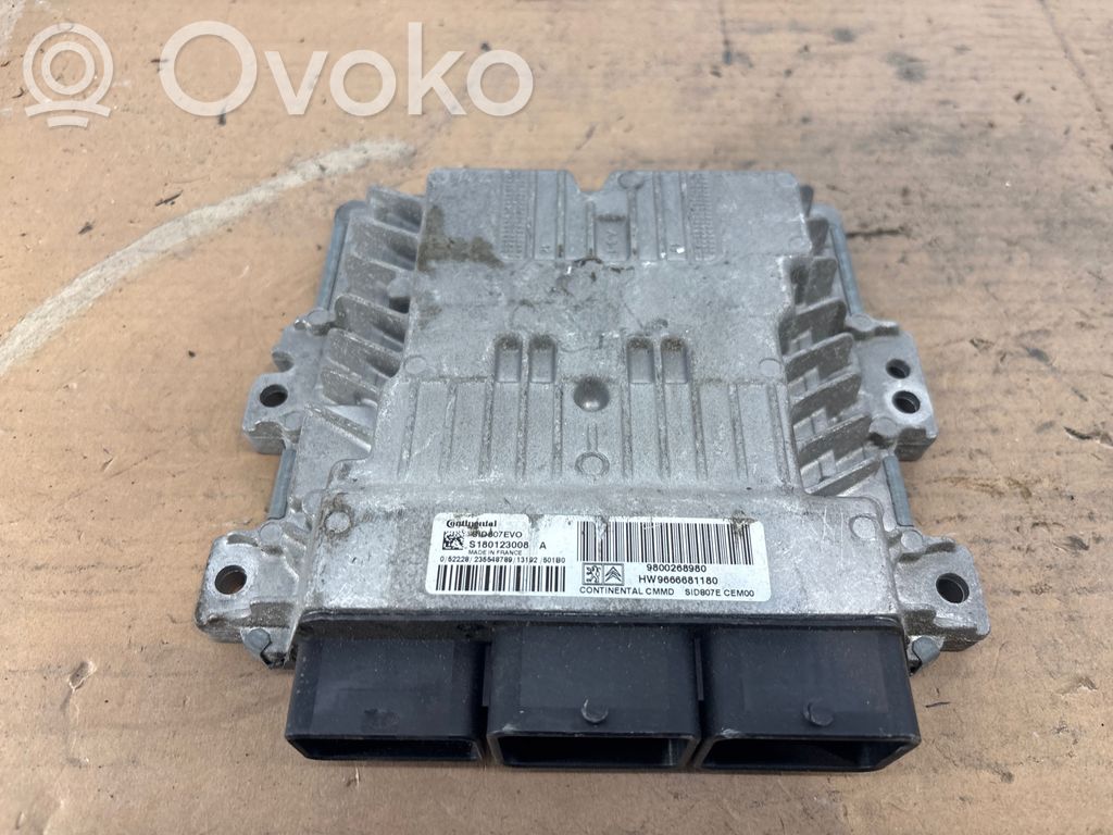 Peugeot 308 Engine control unit/module 