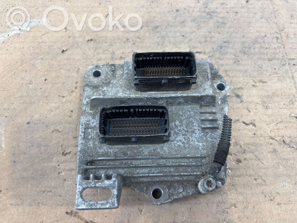 Opel Astra J Engine control unit/module 