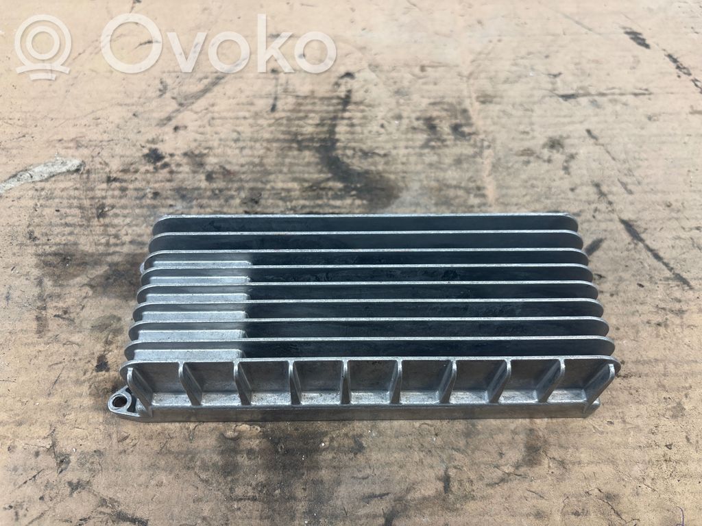 Audi A5 8T 8F Sound amplifier 
