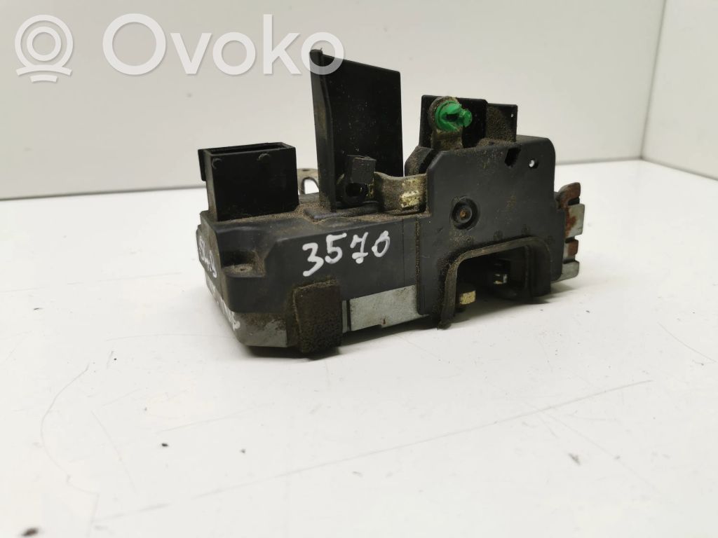 Front door lock   4855151