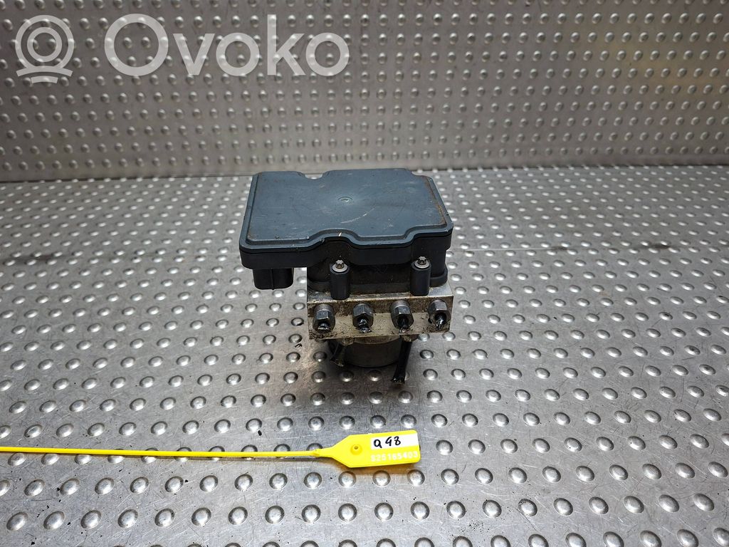 Jeep Cherokee KL ABS-pumppu 