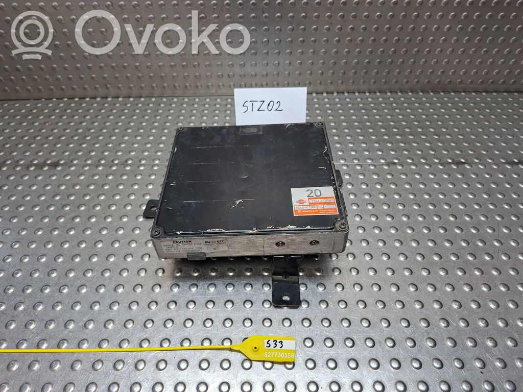 Nissan Terrano Engine control unit/module 