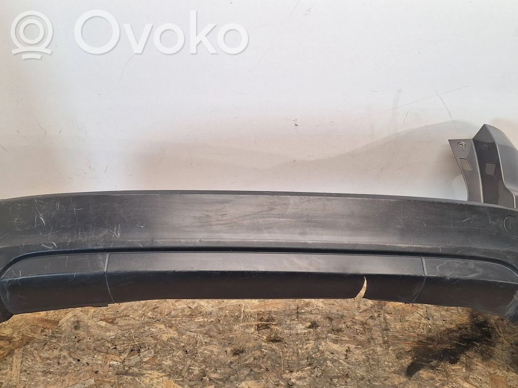 Ford Focus Parachoques 