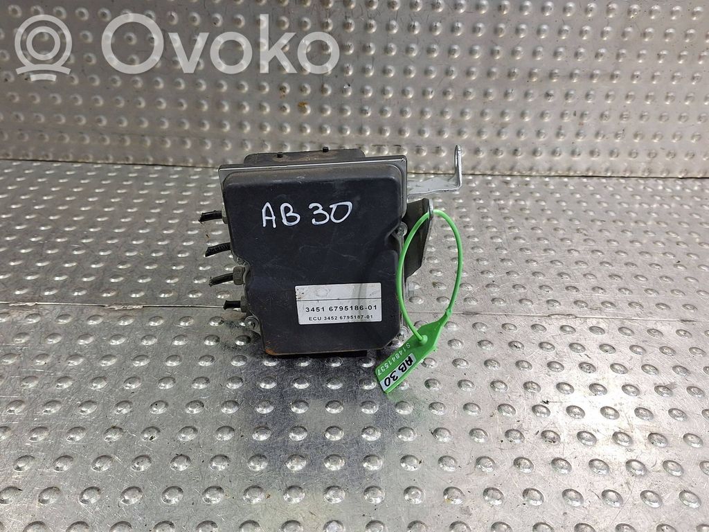BMW X1 E84 ABS Pump 