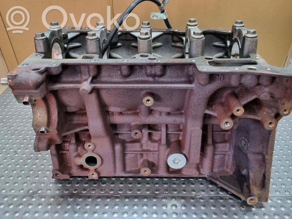 Bloks   6C1Q6015AE,P8FA