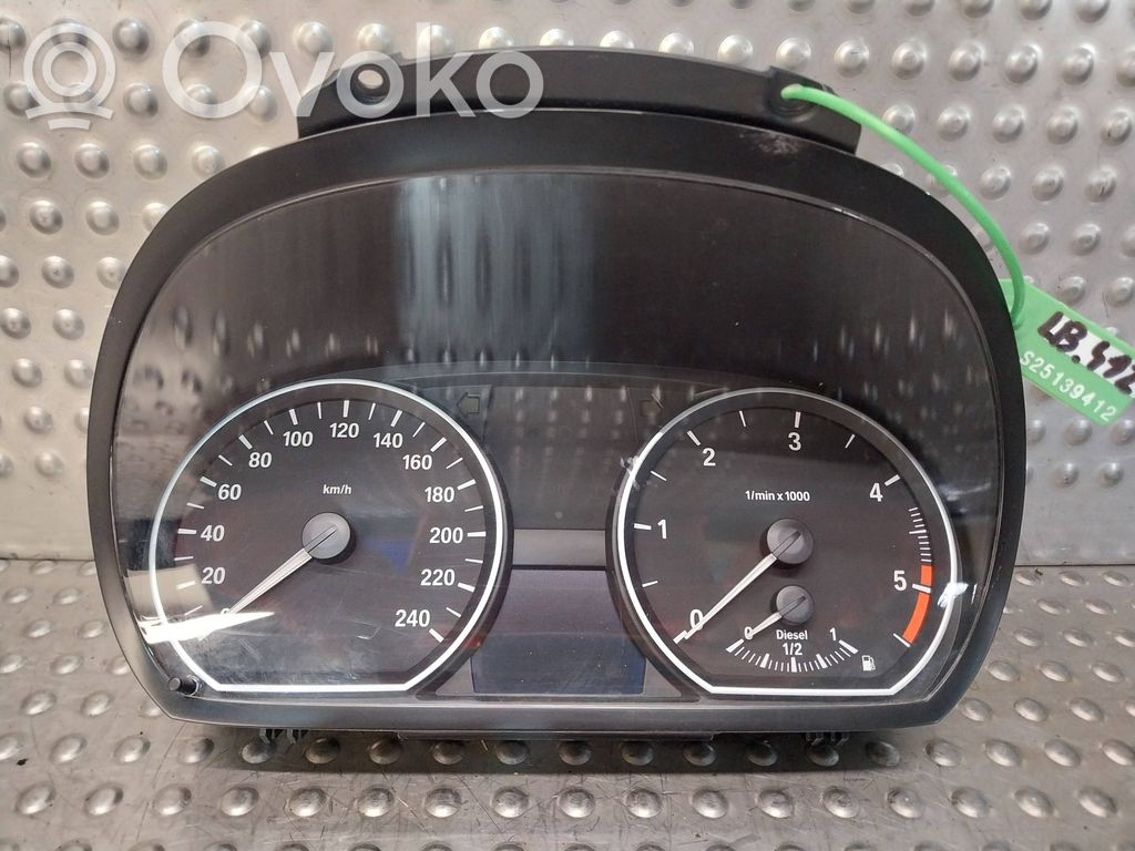 BMW 1 E81 E87 Spidometrs (instrumentu panelī) 
