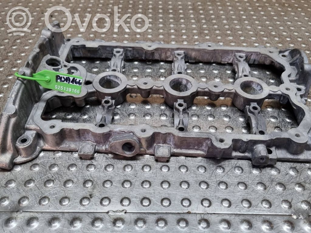 Engine head   06E103286