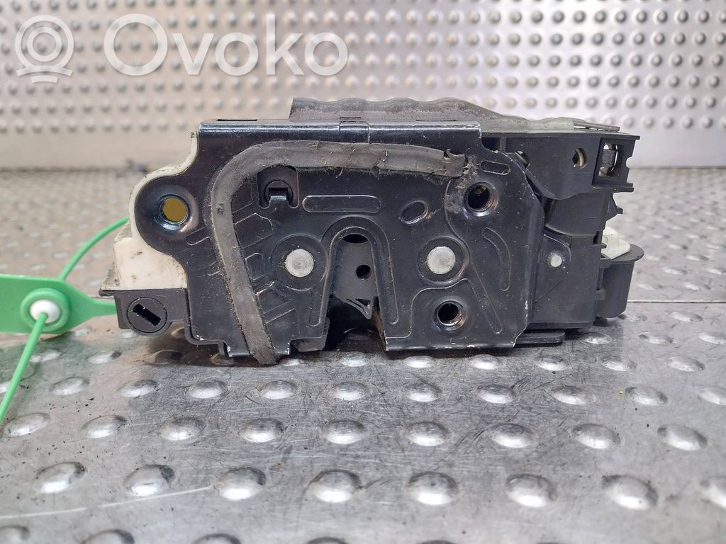 Serrure   S26372307,5N1837016E