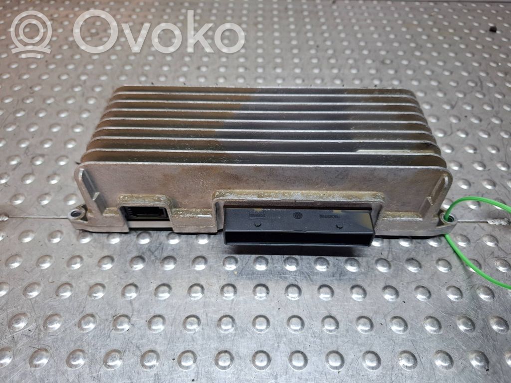Audi A4 S4 B8 8K Sound amplifier 