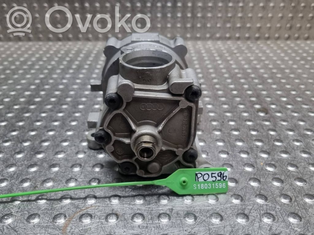 Audi A4 S4 B9 Tepalo siurblys 