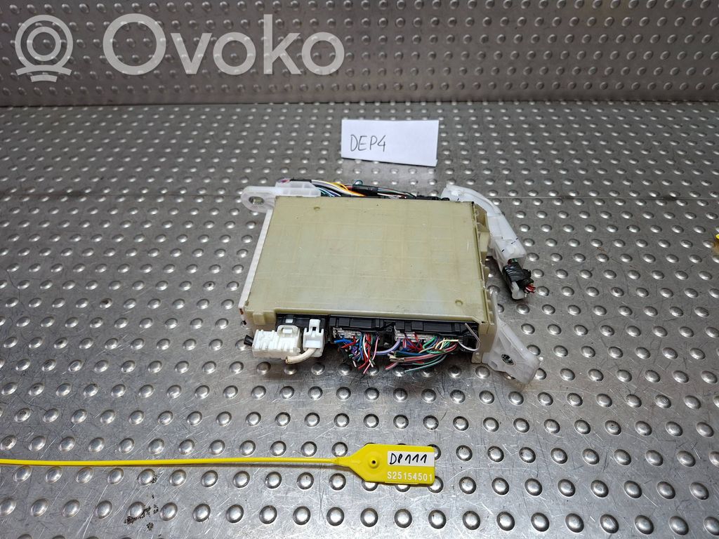 Toyota Corolla E210 E21 Comfort/convenience module 