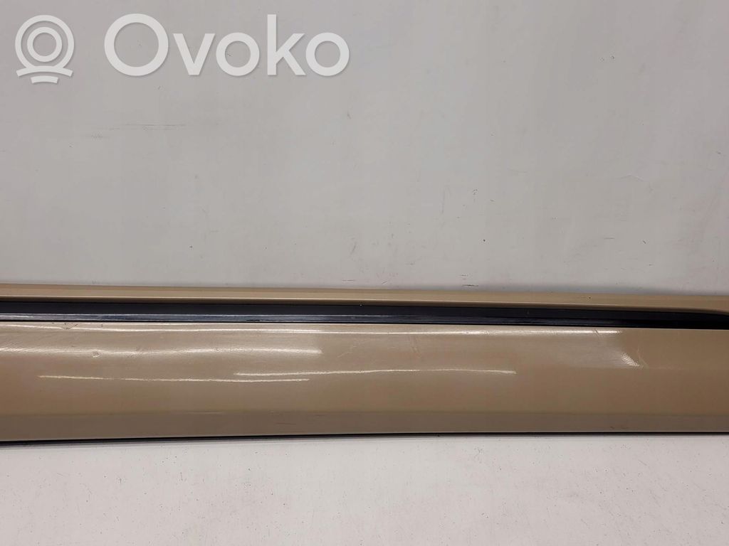 Audi Q8 Listwa drzwi przednich 