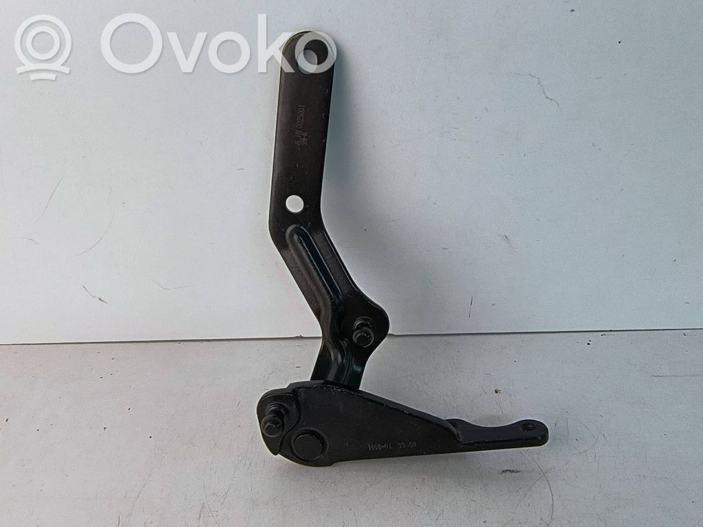 Front door upper hinge   1037933