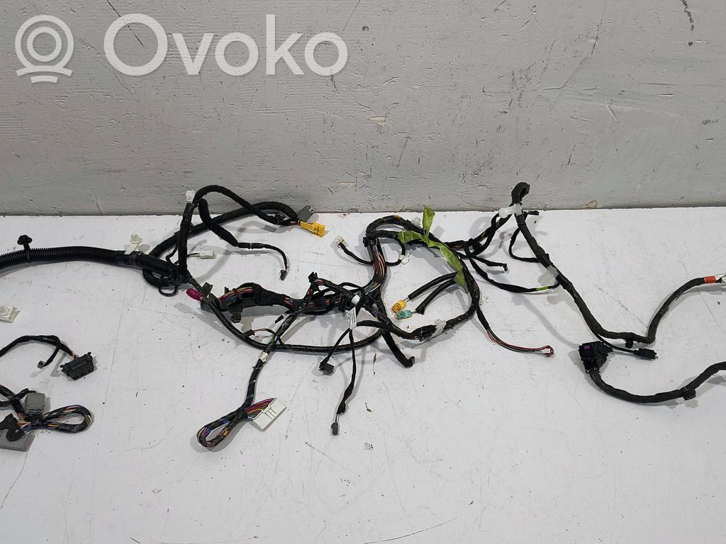 Tesla Model Y Panel wiring 