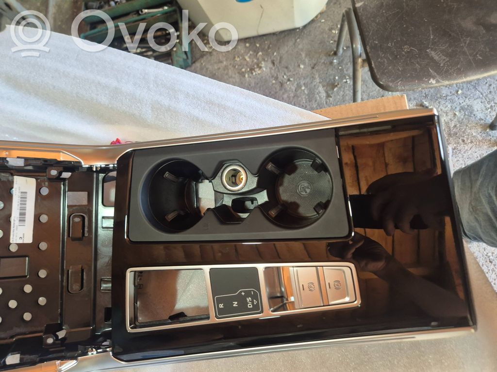 Audi RS7 C8 Kita centrinė konsolės (tunelio) detalė 