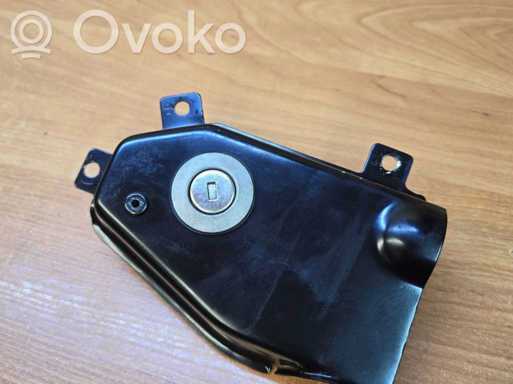 Tailgate/trunk/boot lock/catch/latch   30633748