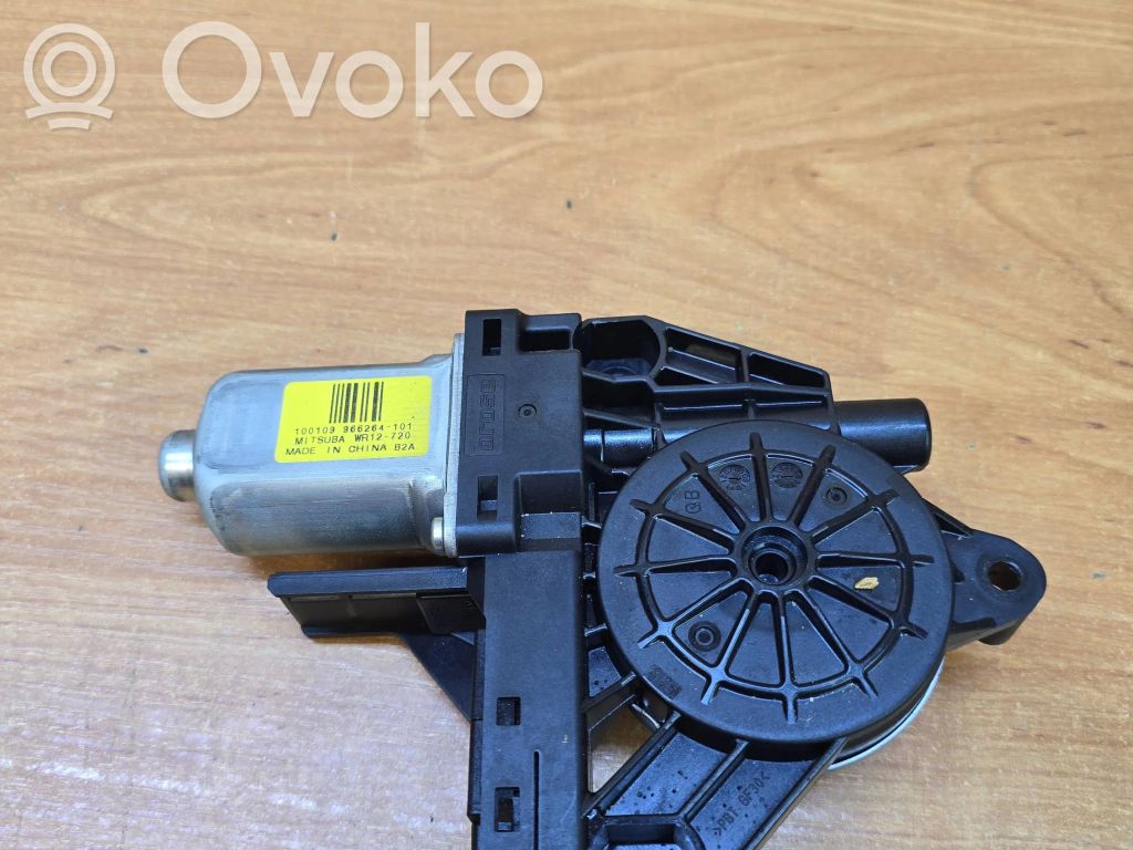 Volvo V70 Galinis varikliukas langų pakėlėjo 