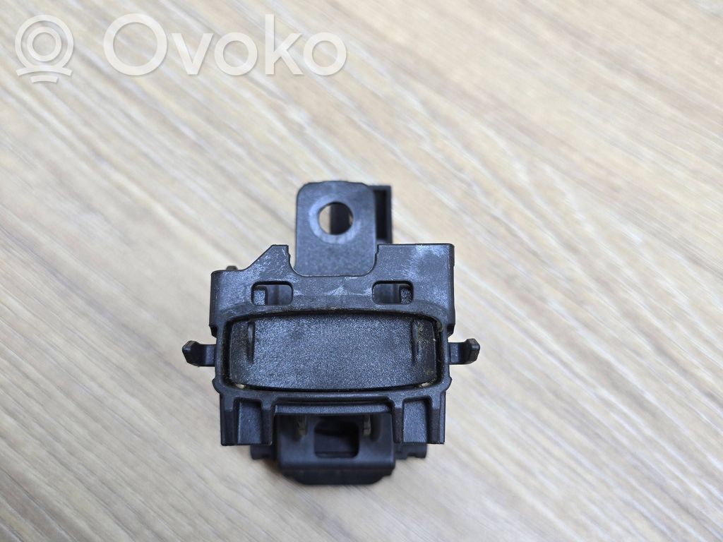 Virtalukko   AH4N15607AE,CCAB09LP0300T0