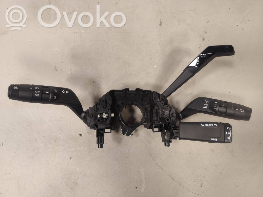 Renault Austral Wiper speed switch 
