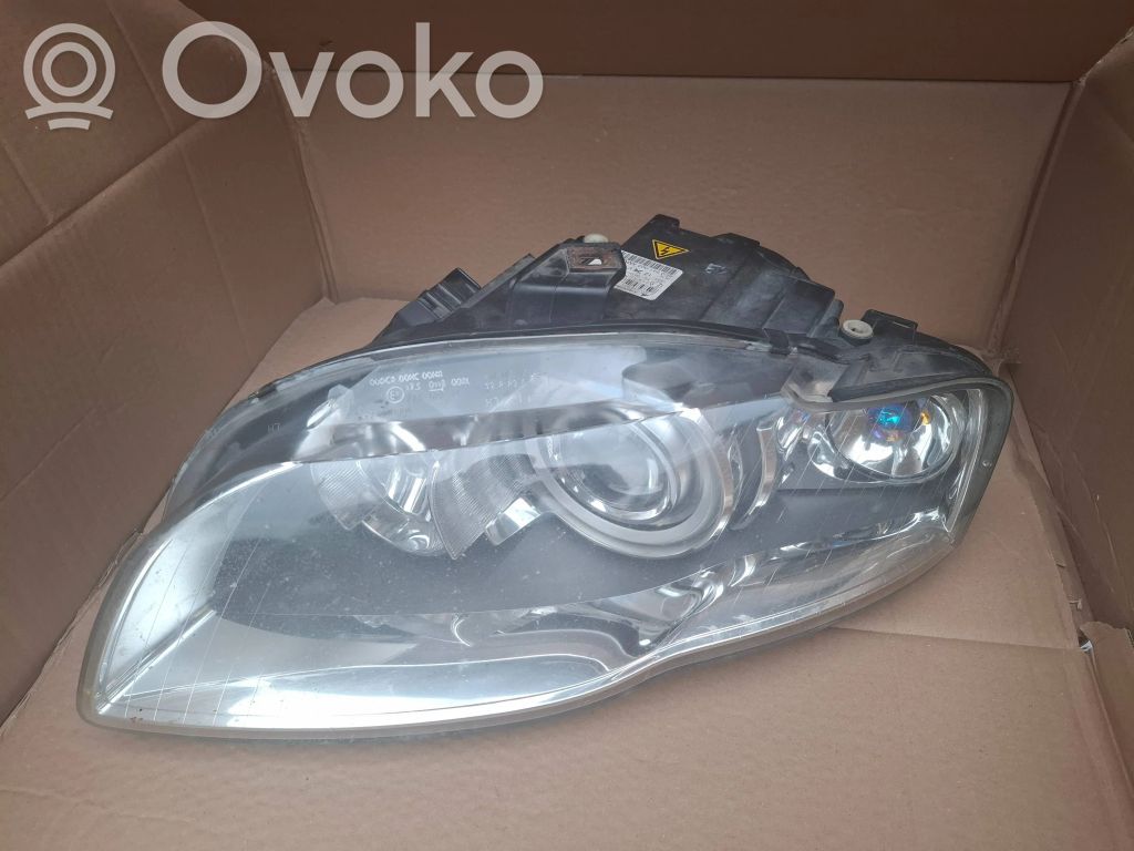 Audi A4 S4 B7 8E 8H Lampa przednia 
