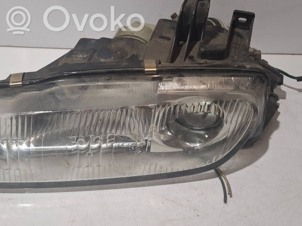 Mazda 323 F Phare frontale 