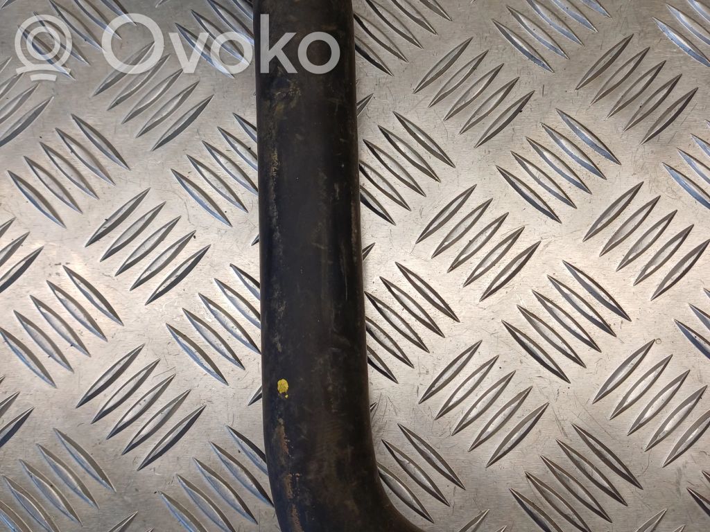 Engine coolant pipe/hose