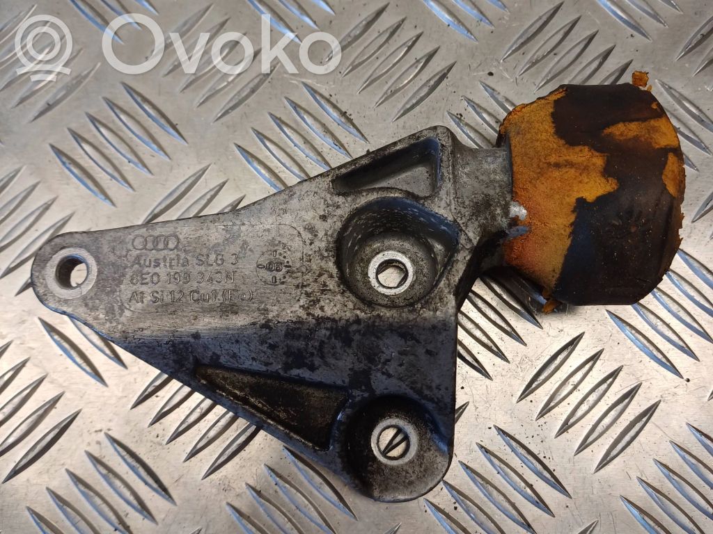 Audi A4 S4 B7 8E 8H Engine mounting bracket 