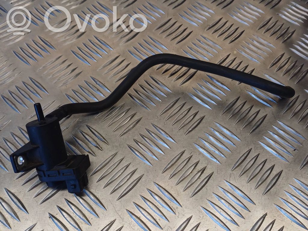 Solenoīda vārsts   8200762162