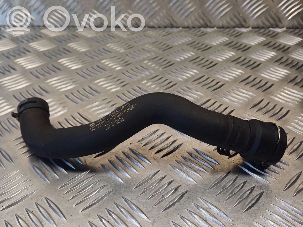 Audi A3 S3 8P Engine coolant pipe/hose 